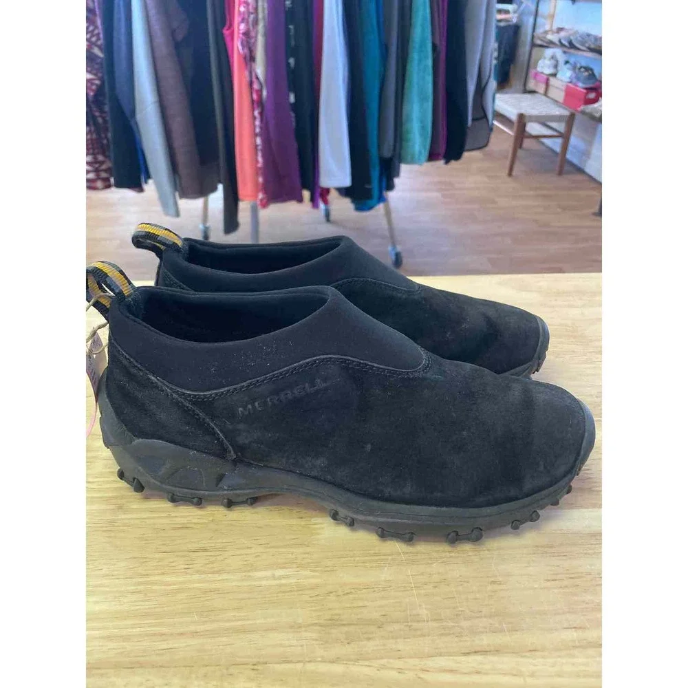 Merrell suede slip
